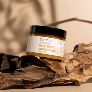 Придбати оптом Скраб для тіла освіжаючий 'Фруктова Фрезія' Dryope Refreshing Body Scrub Fruity Freesia 230g